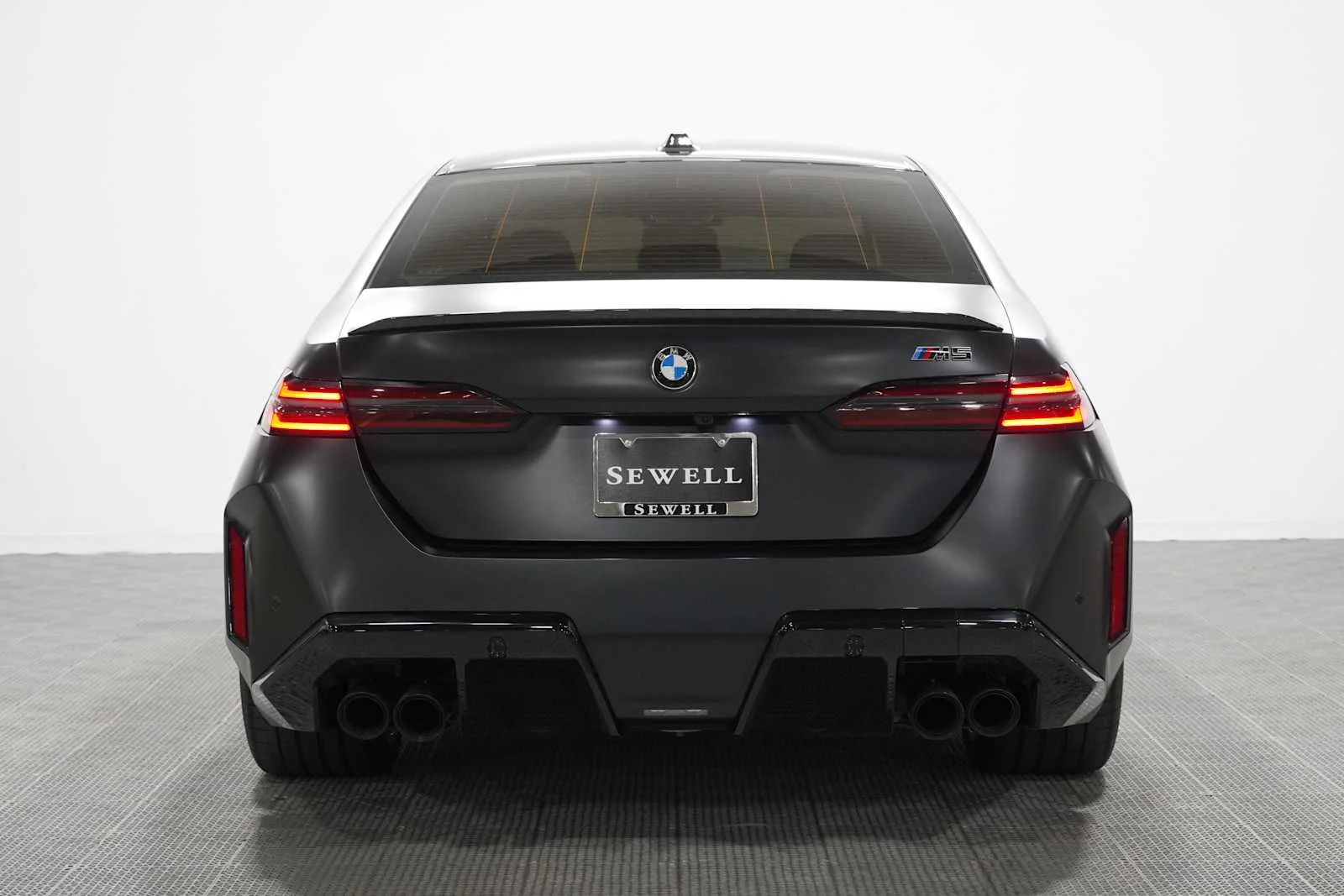 Used 2025 Black Sapphire Metallic BMW  image 4
