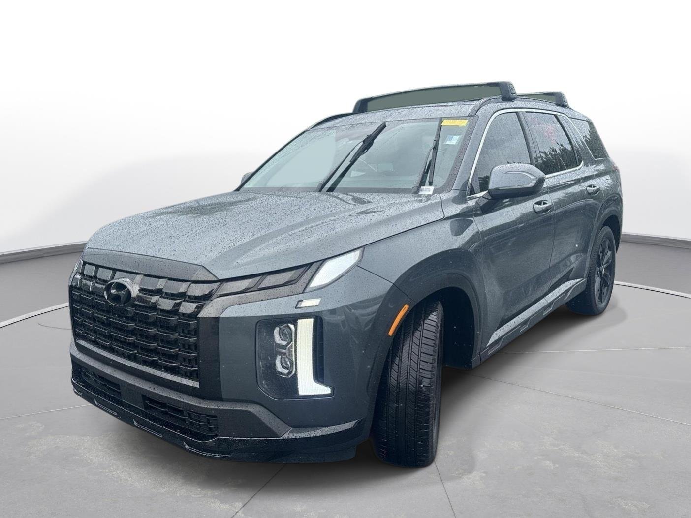 Used 2024 Steel Graphite Hyundai XRT image 2