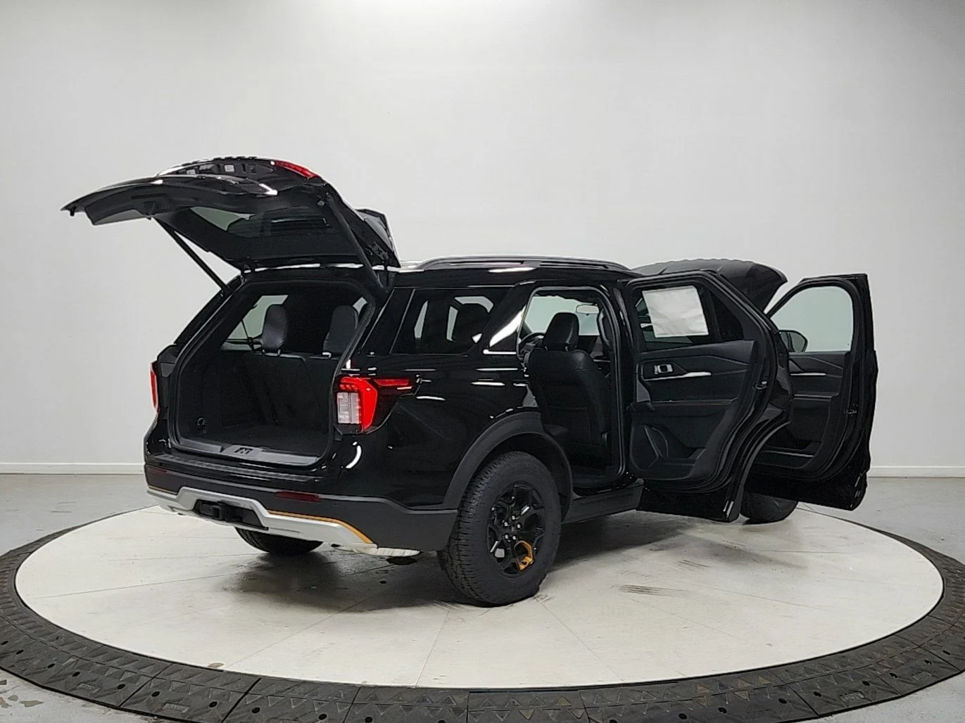 New 2026 Black Ford Tremor image 15