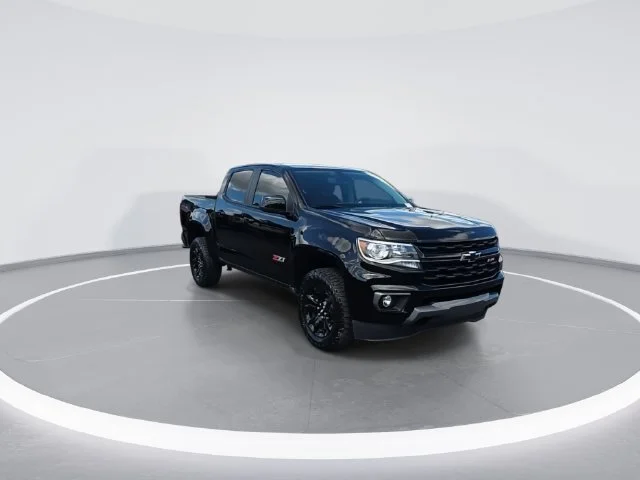 Used 2022 Black Chevrolet Z71 image 4