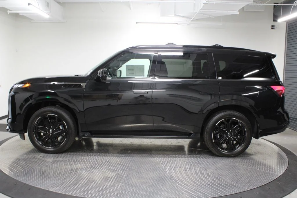 New 2026 MINERAL BLACK INFINITI SPORT image 2
