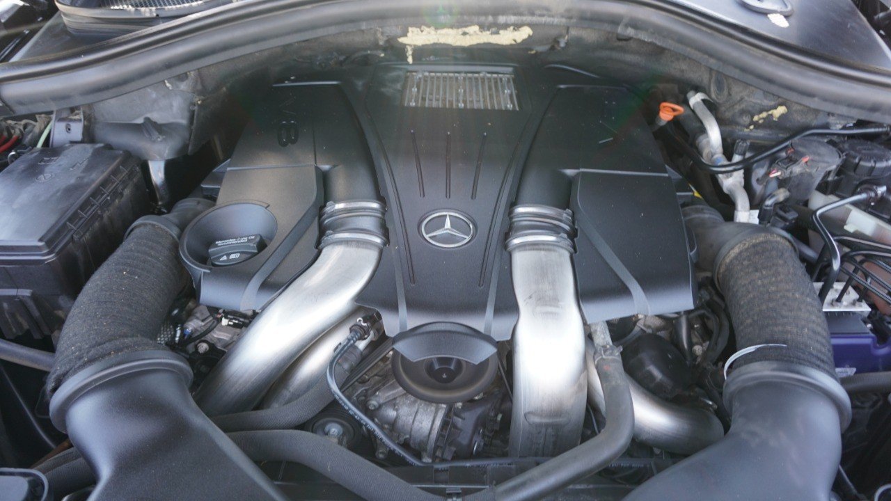 Used 2019 Black Mercedes-Benz GLS 550 image 35