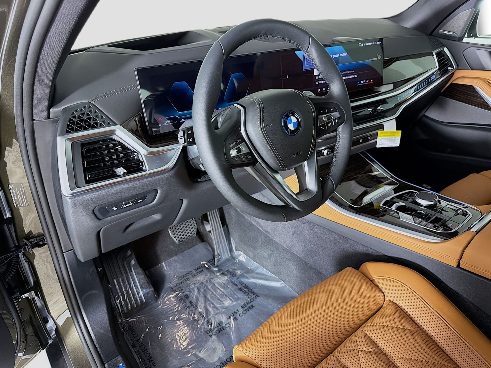 New 2026 Manhattan Green Metallic BMW xDrive50e image 9