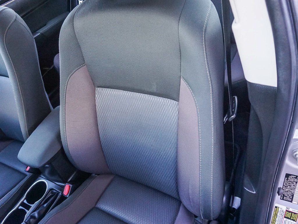 Used 2018 Silver Toyota LE image 21
