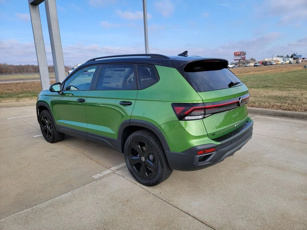 2026 Volkswagen Taos SE Black - Photo 20