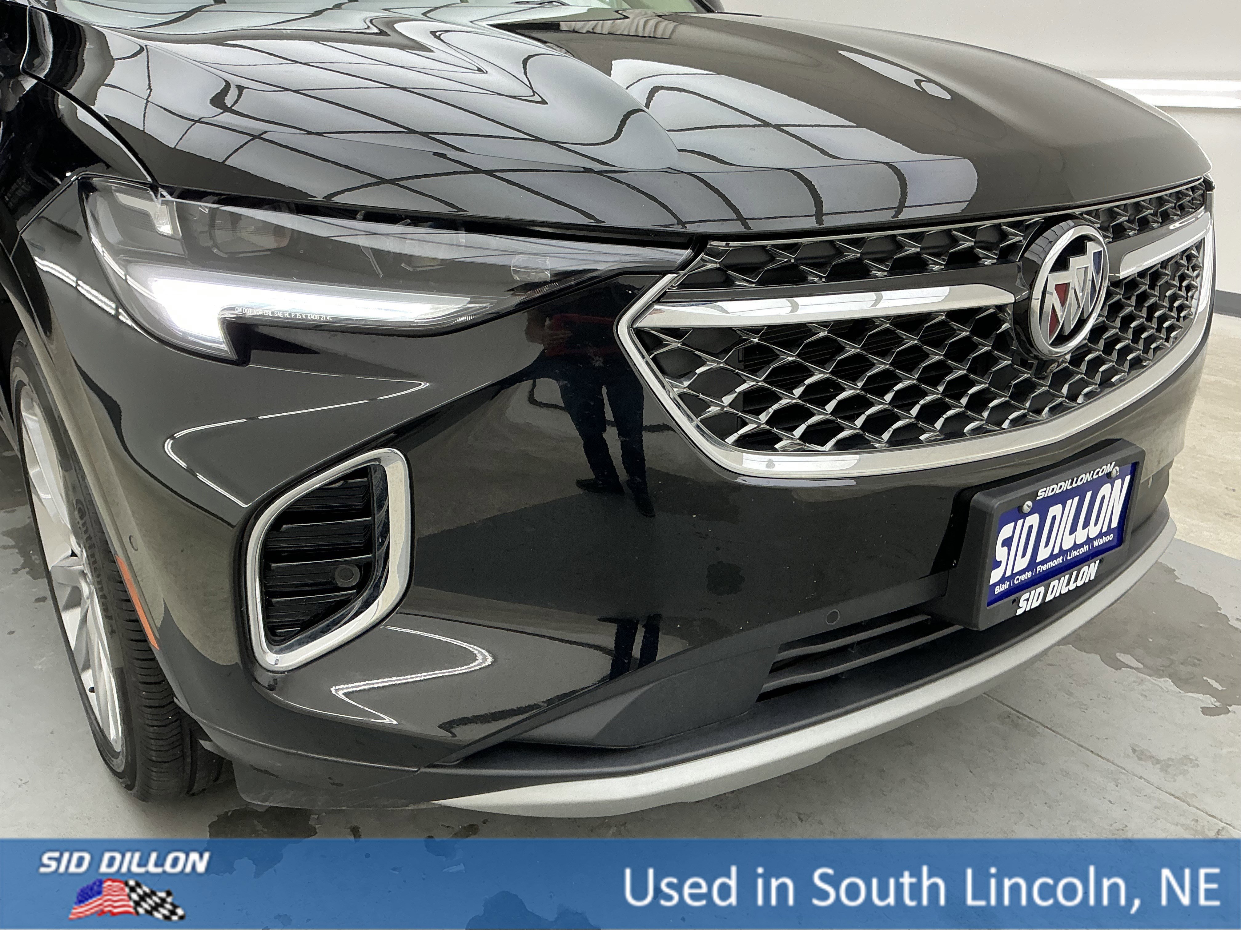 Used 2023 Ebony Twilight Metallic Buick Avenir image 27