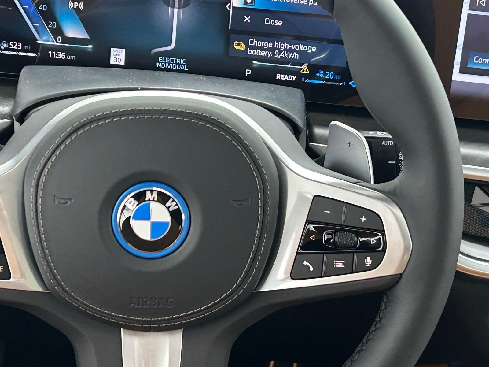 New 2026 Carbon Black Metallic BMW xDrive50e image 19