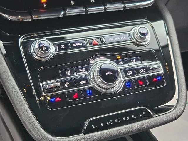 Used 2022 Black Lincoln Standard image 28