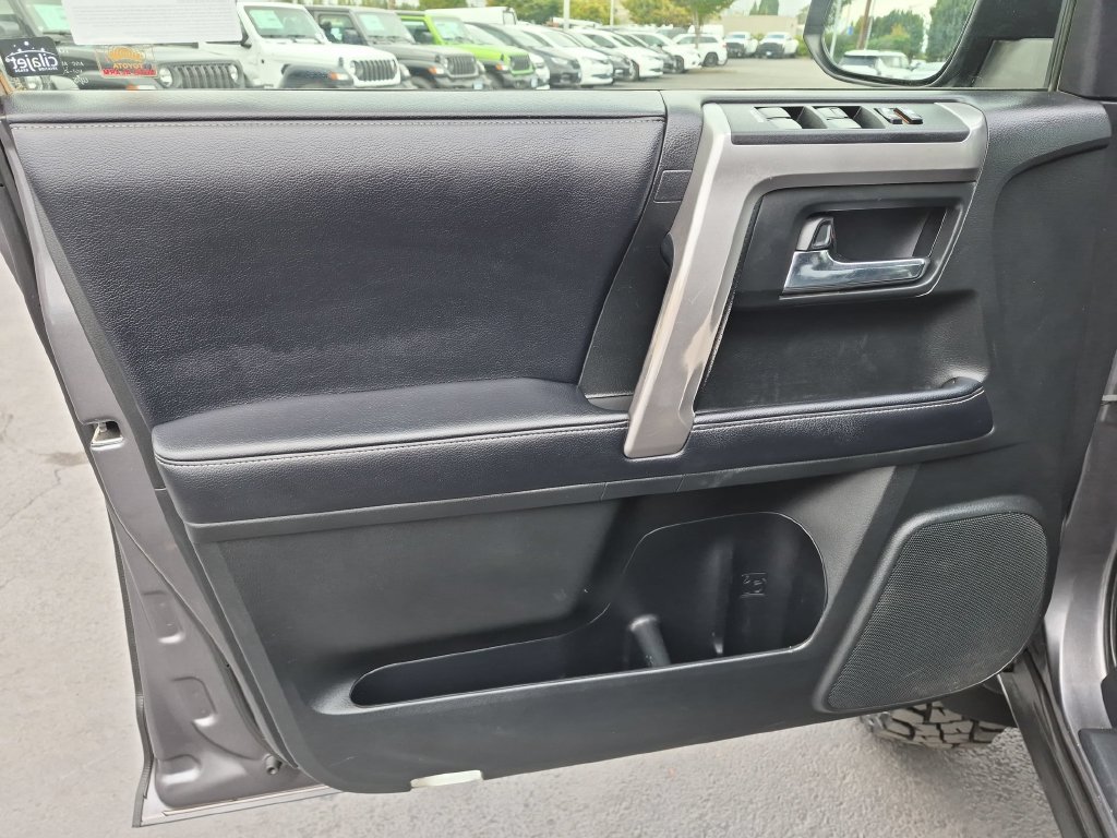 Used 2019 Gray Toyota SR5 Premium image 10
