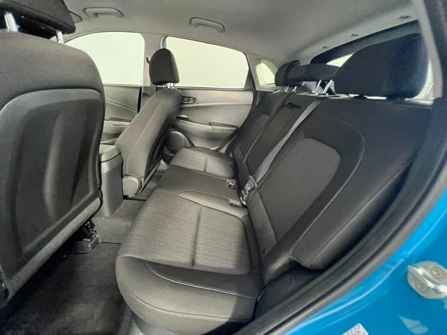 Used 2022 Green Hyundai SEL image 11