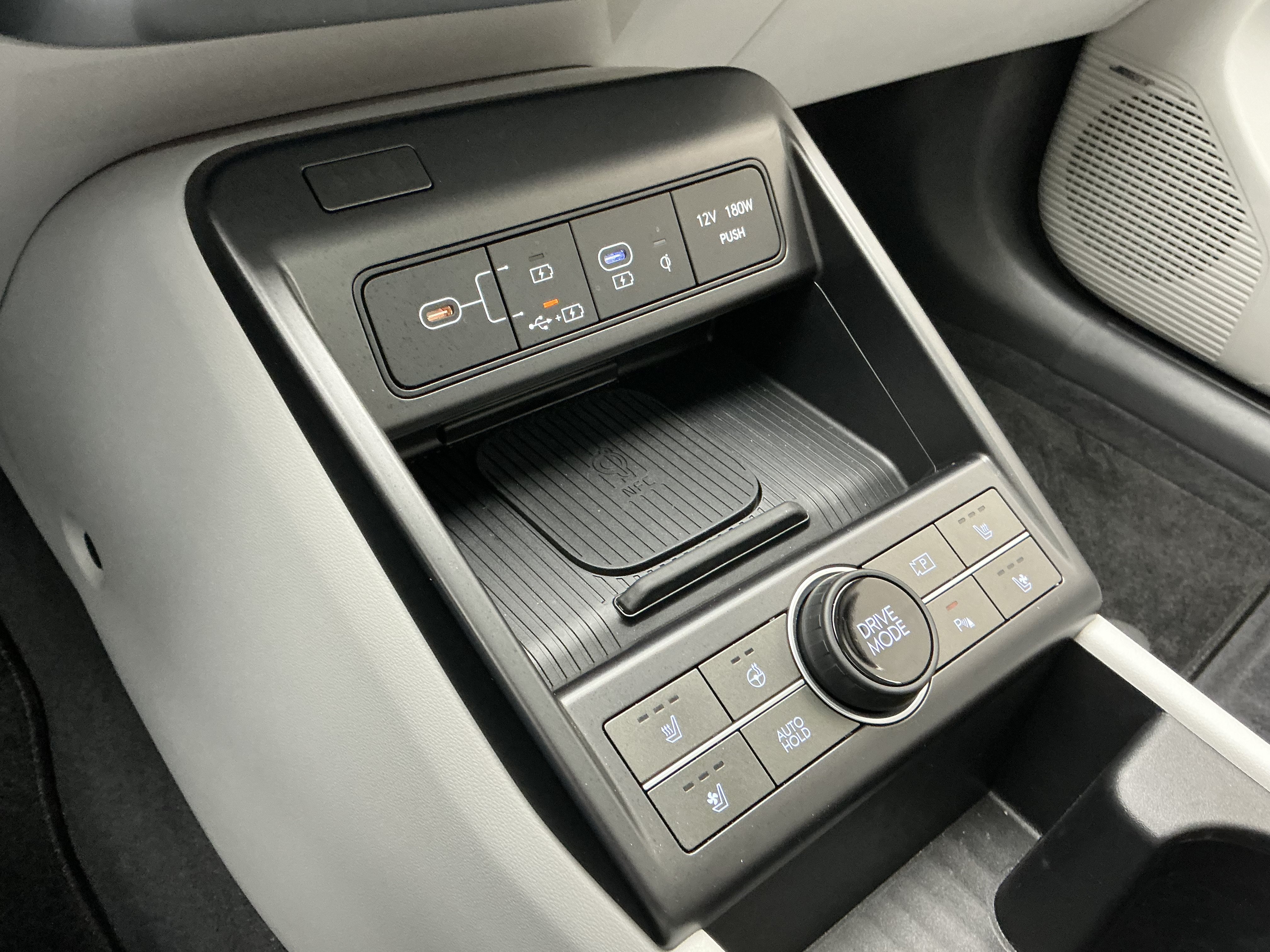 Used 2024 Ultimate Red Metallic Hyundai Limited image 13