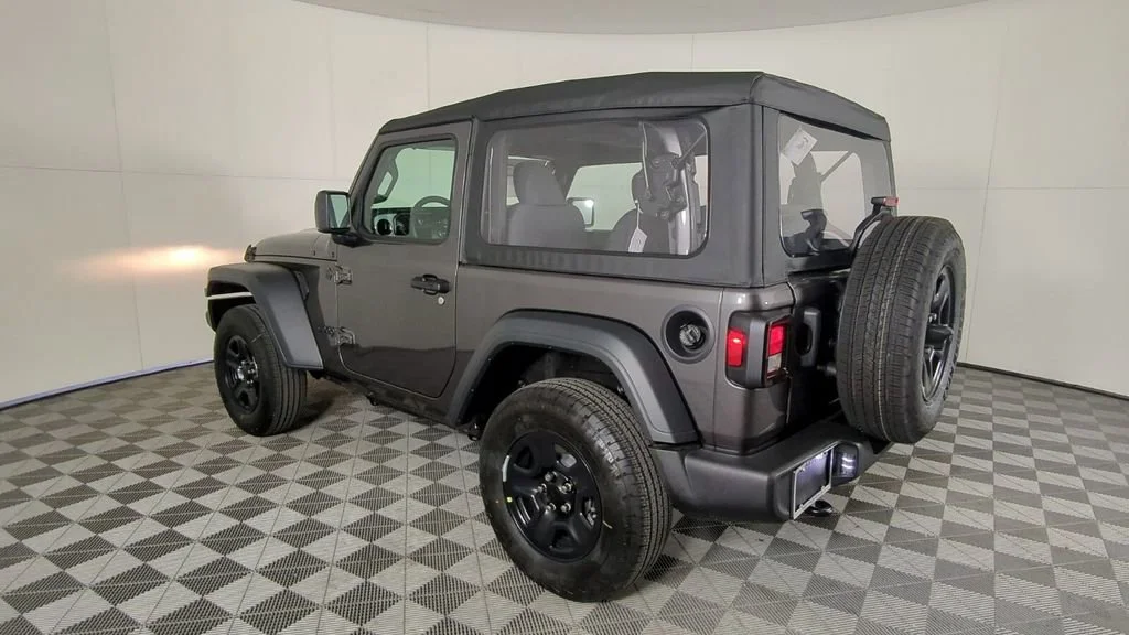 New 2026 Granite Crystal Metallic Clear-Coat Exterior Paint Jeep Sport image 7