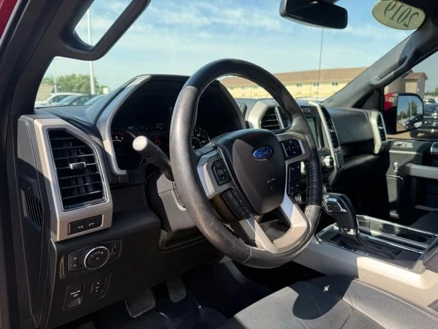 Used 2019  Ford  image 15