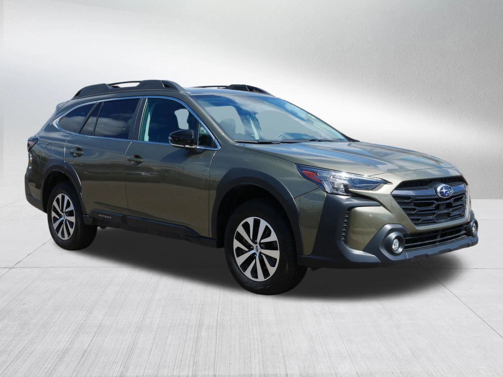 2025 Subaru Outback Premium's photo