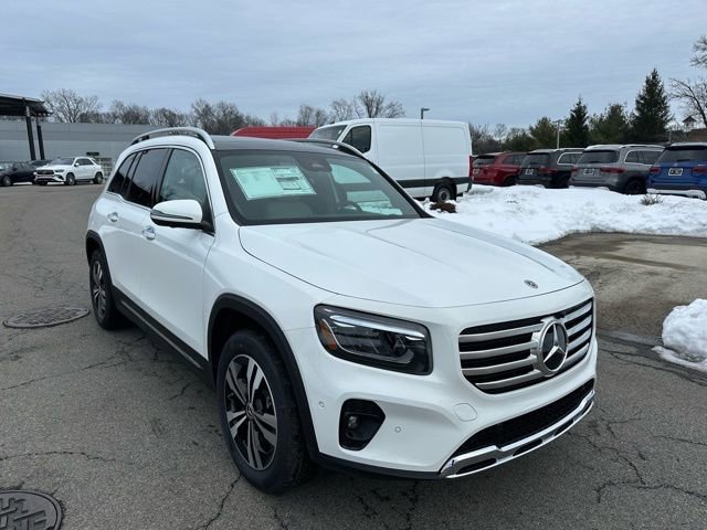 New 2026 Polar White Mercedes-Benz GLB 250 image 46