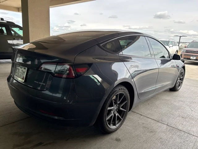 Used 2021 Silver Tesla Long Range image 3
