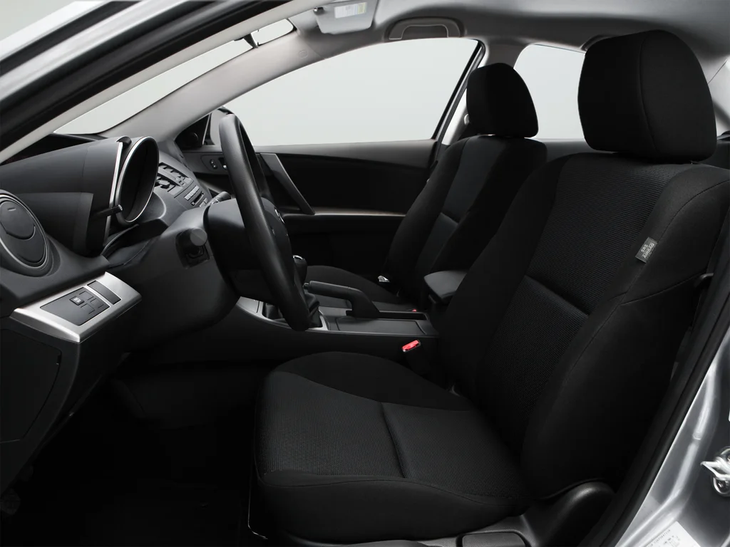 Used 2010 Silver Mazda i Sport image 24