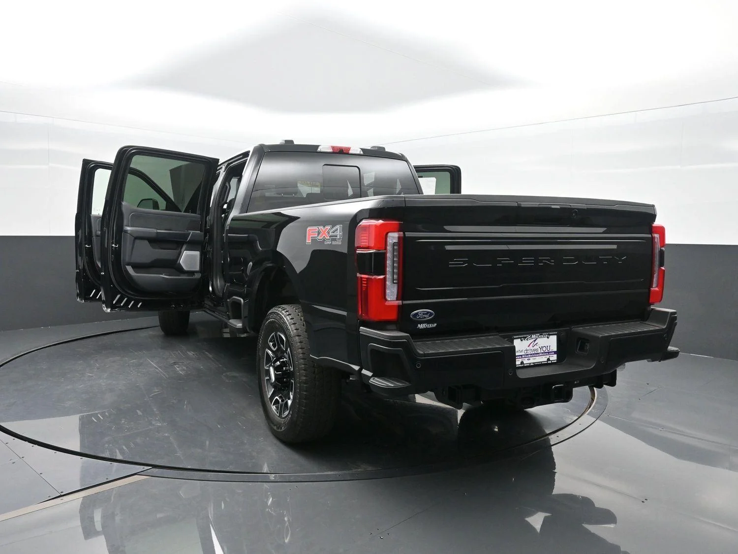 2026 Ford F-250 Super Duty Platinum - Photo 52