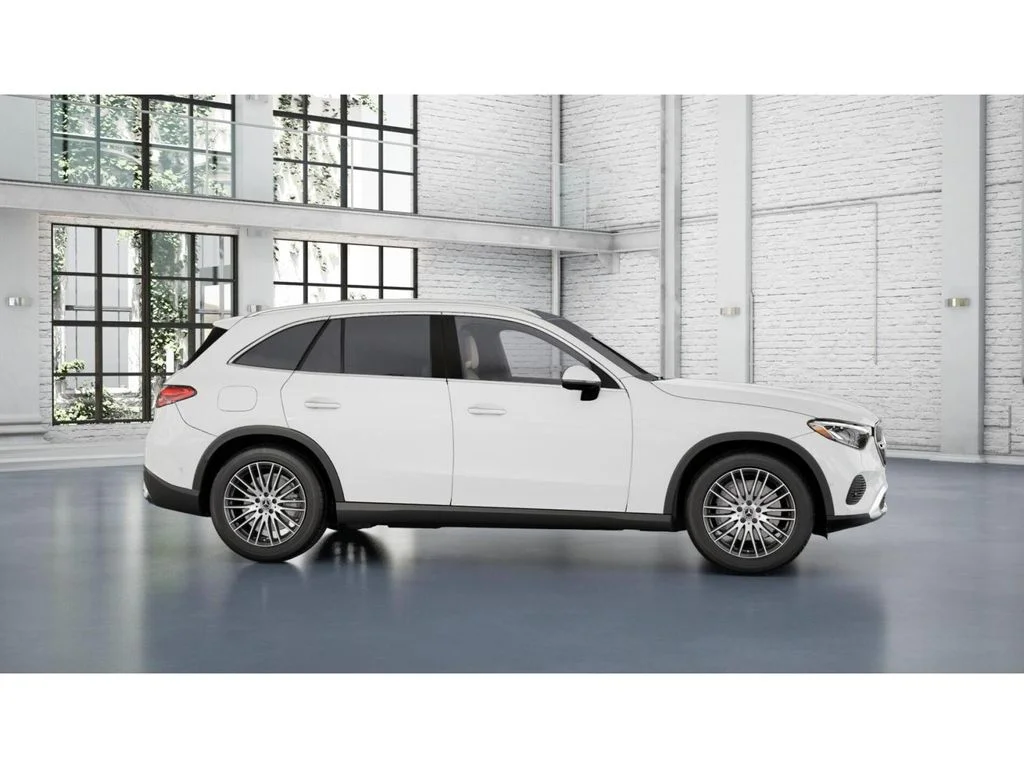 New 2026 White Mercedes-Benz GLC 300 image 15
