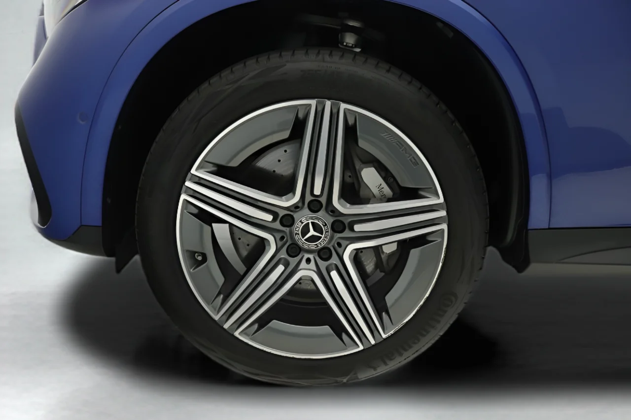 Certified Used 2023 Blue Mercedes-Benz 300 Sport Utility AMG® Line image 27
