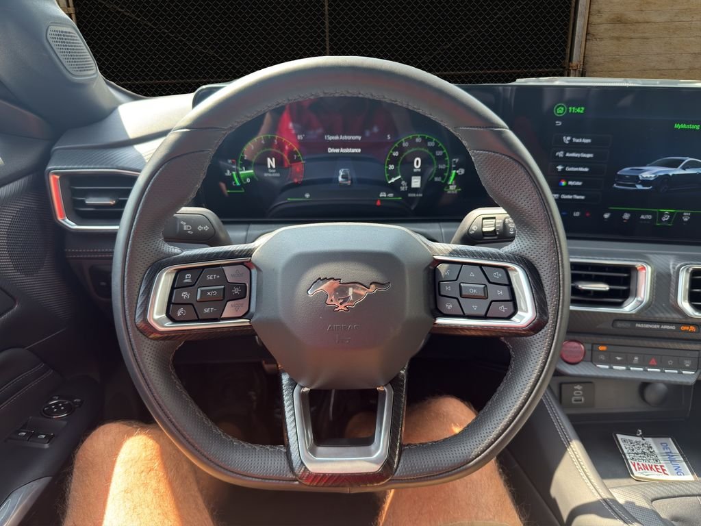 2025 Ford Mustang GT Premium - Photo 24