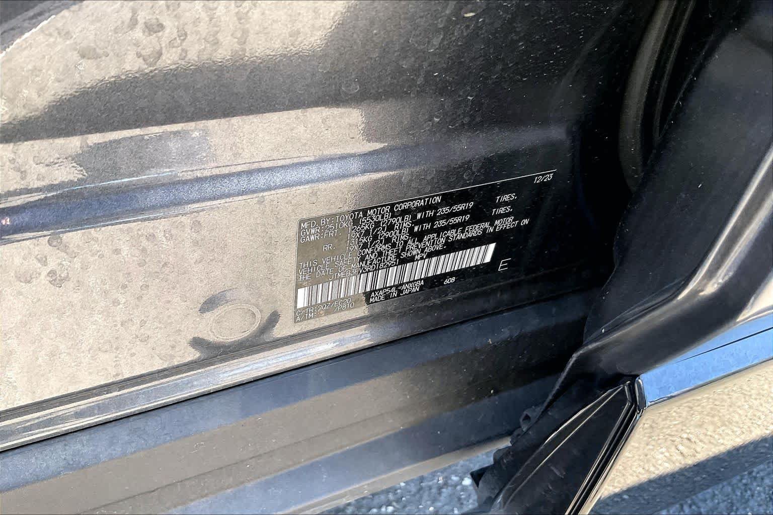 Certified Used 2024 Magnetic Gray Metallic/Midnight Black Metallic Toyota XSE image 34