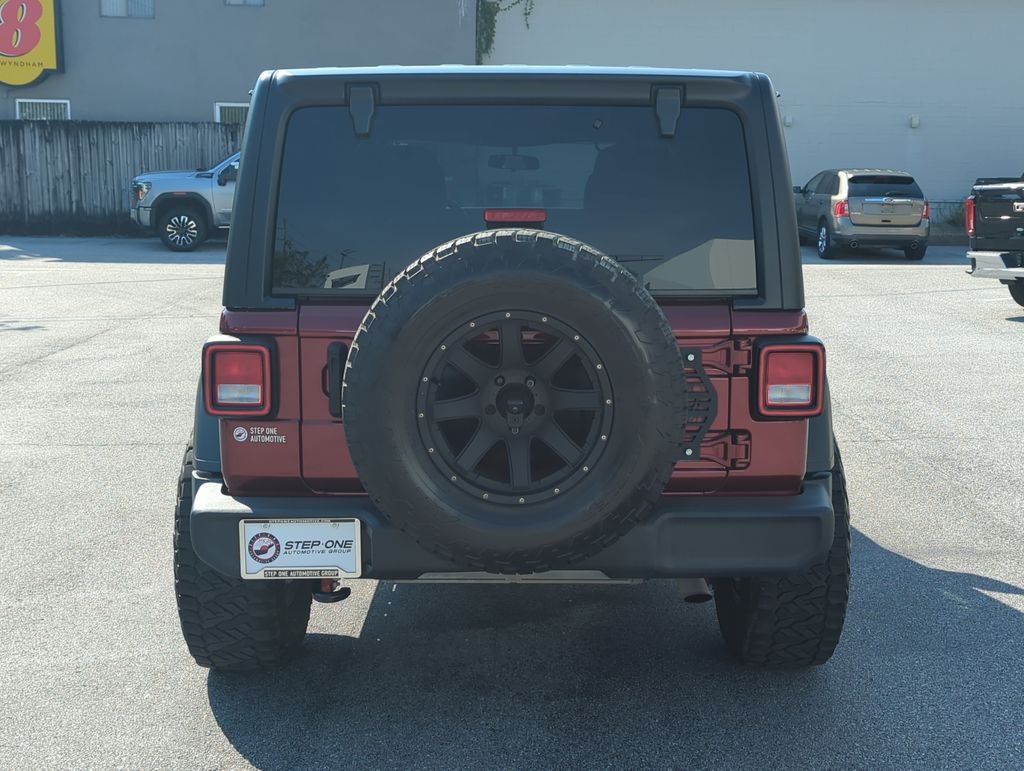 Used 2021 Red Jeep Unlimited Willys image 5