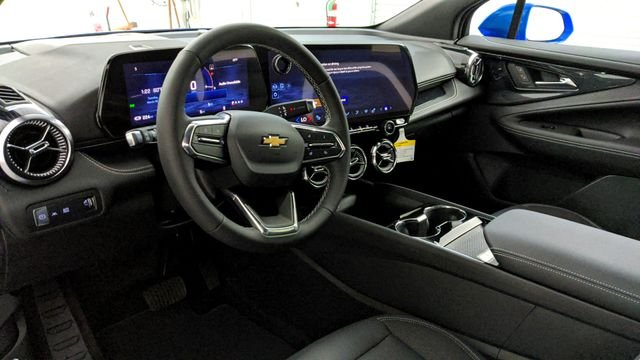 2024 Chevrolet Blazer EV LT - Photo 9