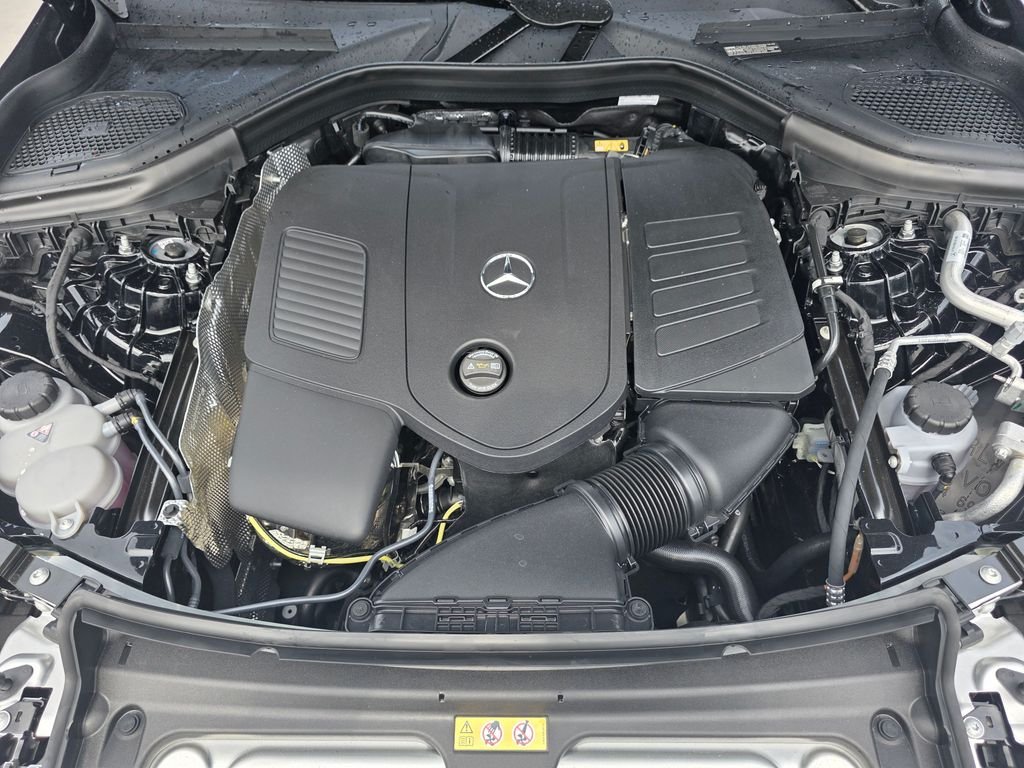 New 2026 Black Mercedes-Benz GLC 300 image 26