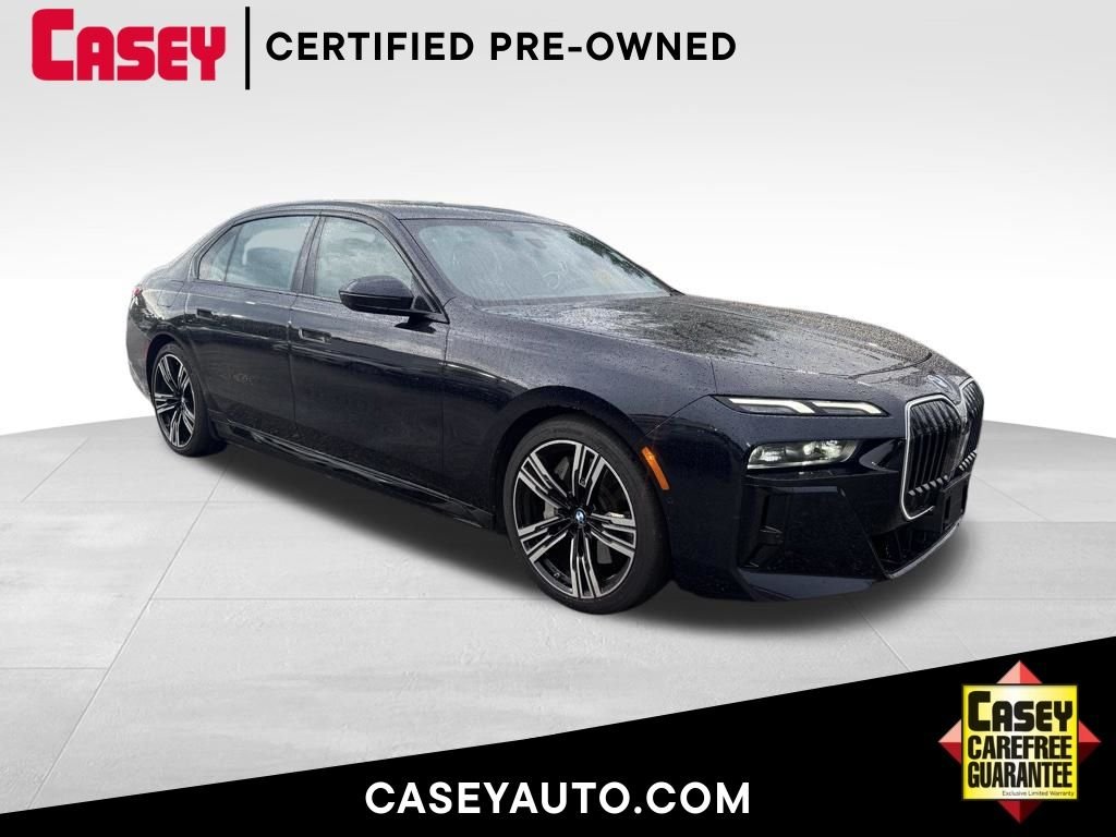 2025 BMW 7 Series 750e xDrive Sedan's photo