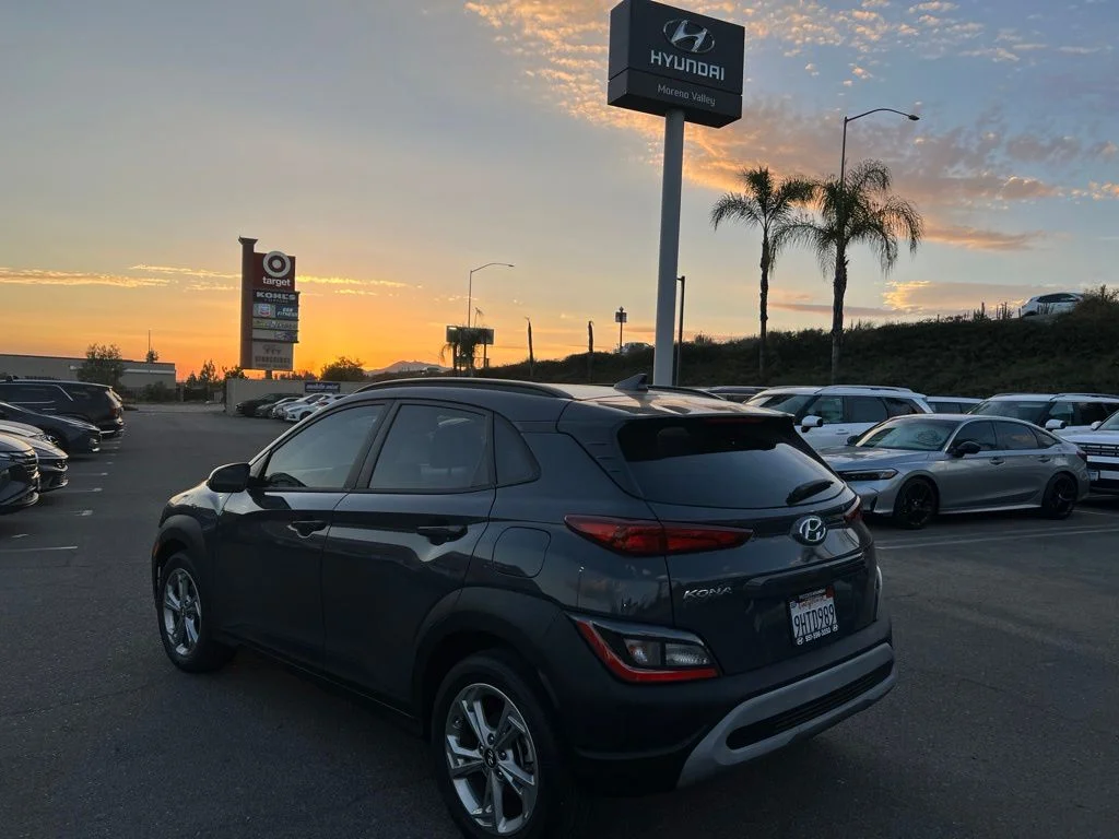 Used 2023 Gray Hyundai SEL image 5