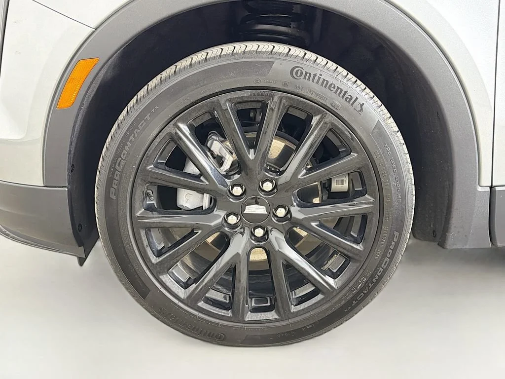 Used 2023 Argent Silver Metallic Cadillac Sport image 28