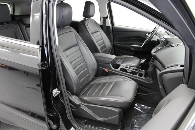 Used 2019 Agate Black Metallic Ford SEL image 19