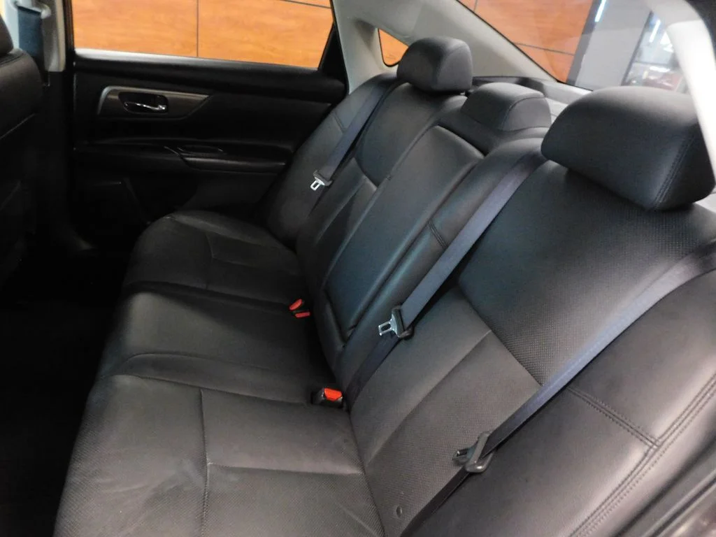 Used 2015 Gun Metallic Nissan 2.5 SL image 32