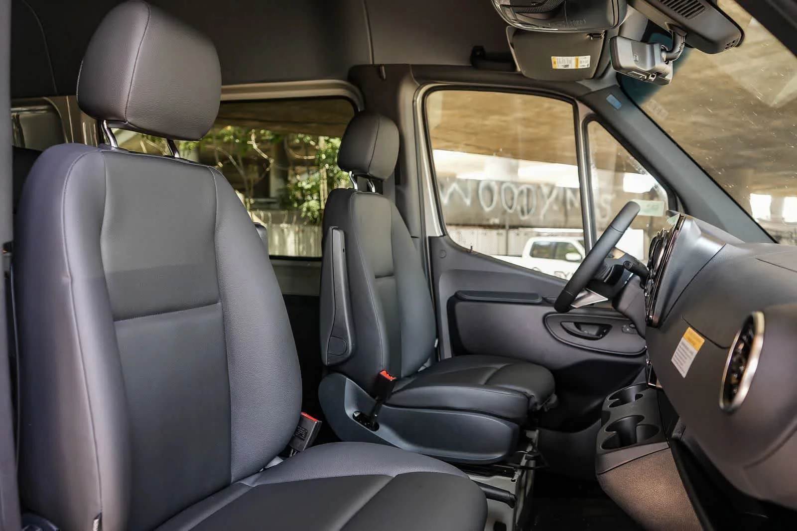 New 2026 Stone Gray Mercedes-Benz Crew 144WB High Roof RWD 2.0L I4 Diesel Turbo HO image 19