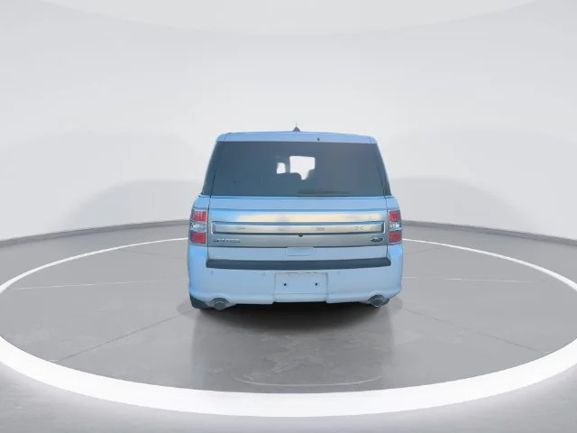 Used 2019 White Ford Limited image 6