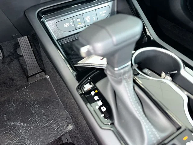 New 2026 Aurora Black Pearl Kia GT-Line image 22