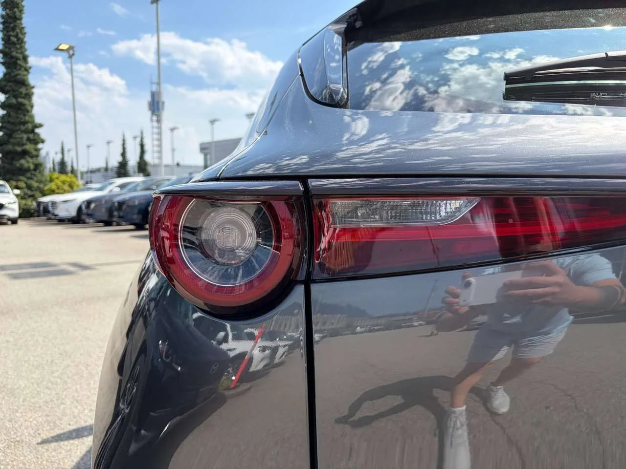 Used 2023  Mazda GX image 9
