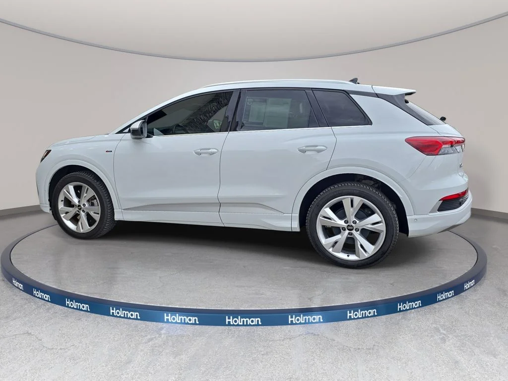 Used 2023 White Audi Prestige image 9