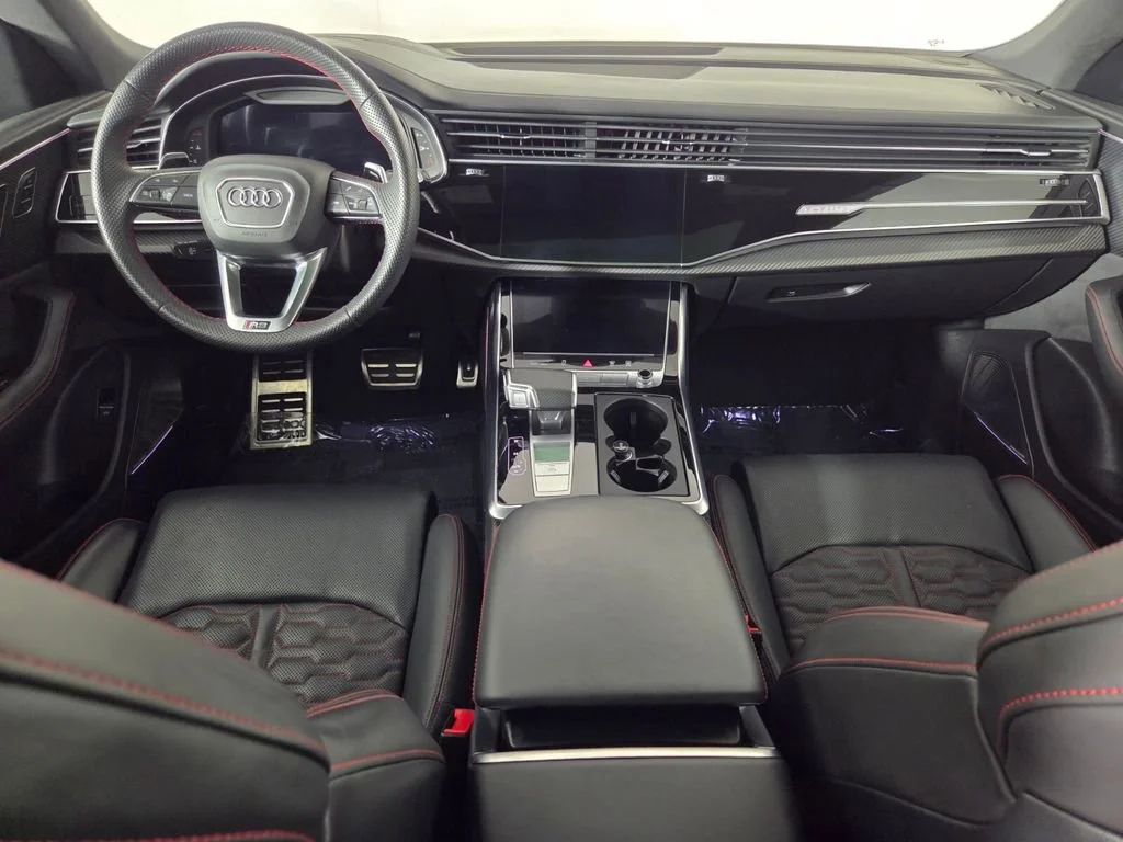 Used 2024 Daytona Gray Pearl Effect Audi 4.0T image 26