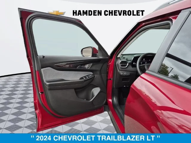 2024 Chevrolet TrailBlazer LT - Photo 11