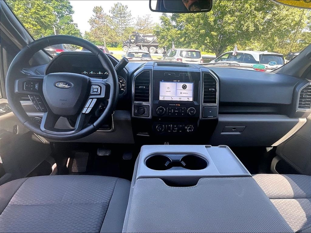 Used 2018 Blue Ford XLT image 21