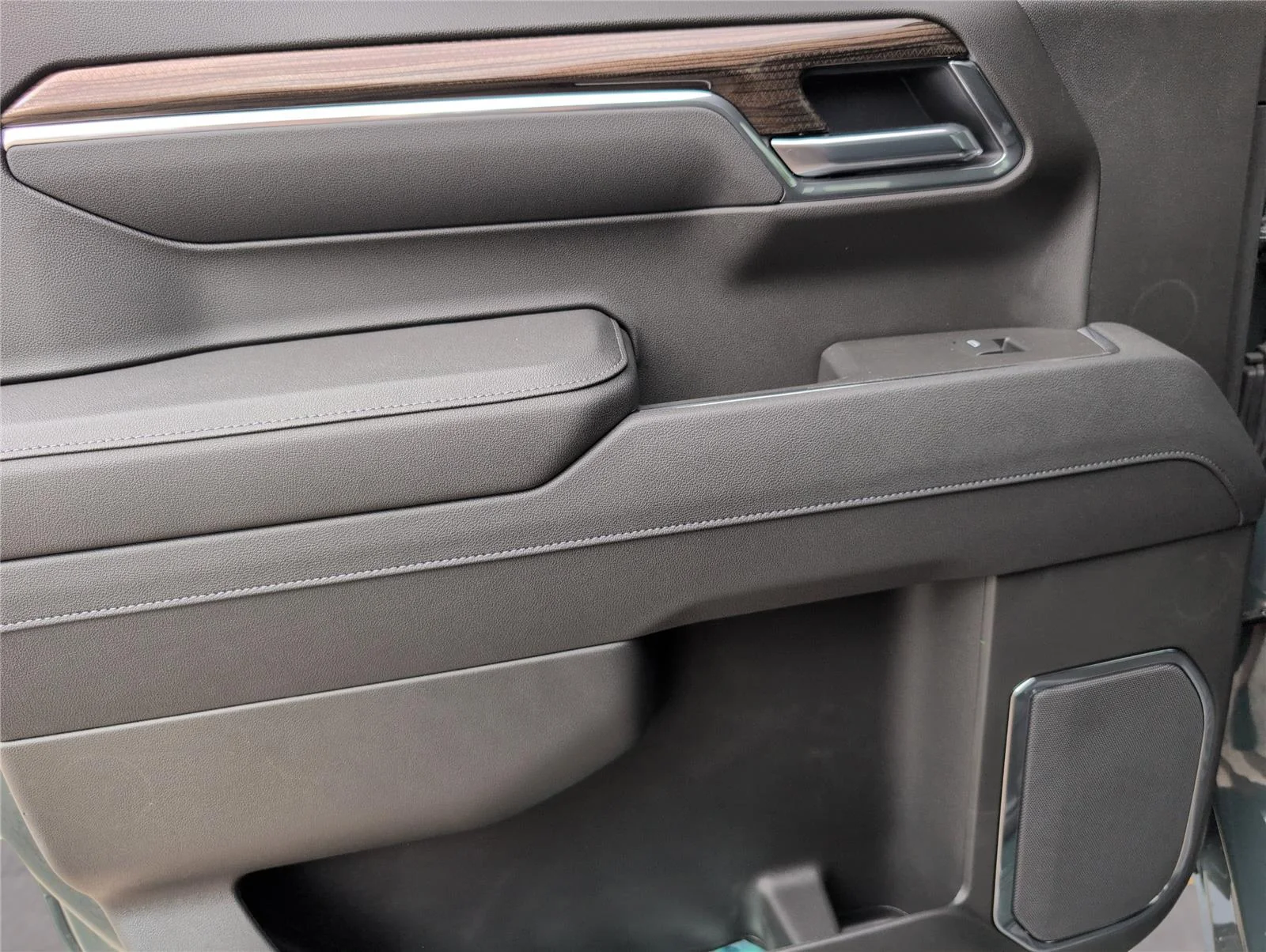 2026 Chevrolet Silverado 1500 LT Trail Boss - Photo 33