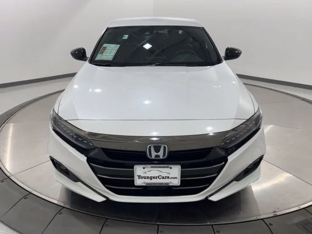 Used 2022 White Honda Sport image 6