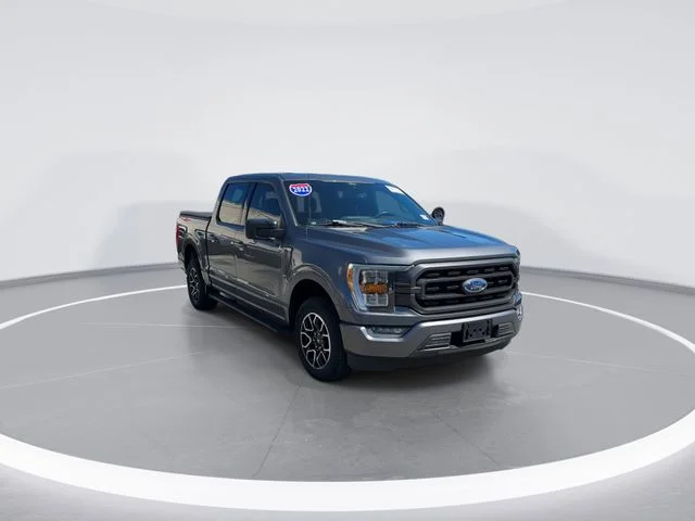 Used 2022 Gray Ford XLT image 2