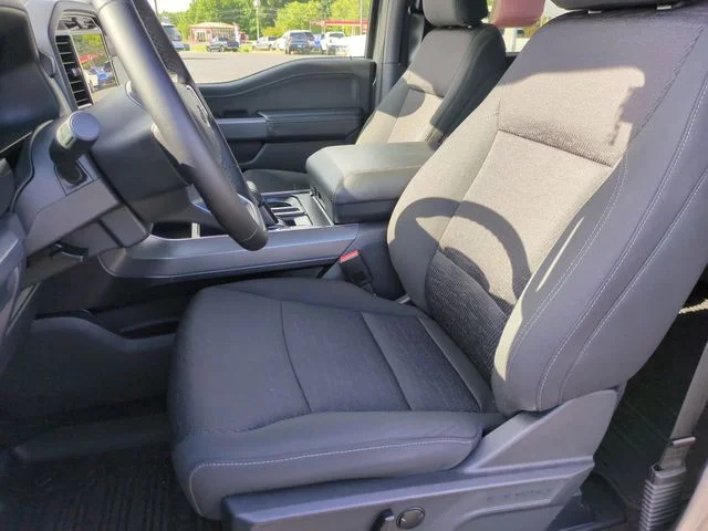 Used 2025 Gray Ford XLT image 14