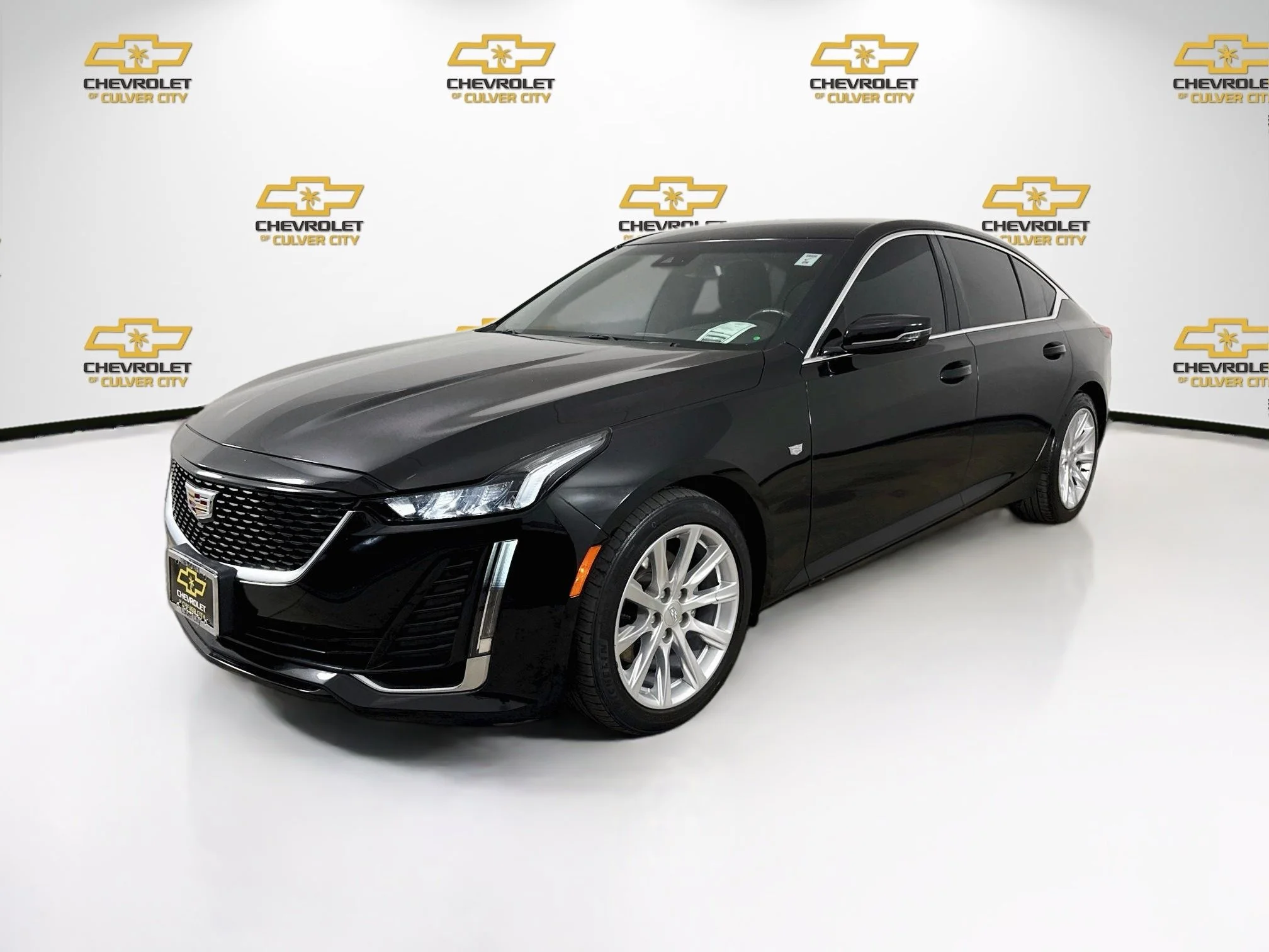 Used 2020 BLACK RAVEN Cadillac Luxury image 3