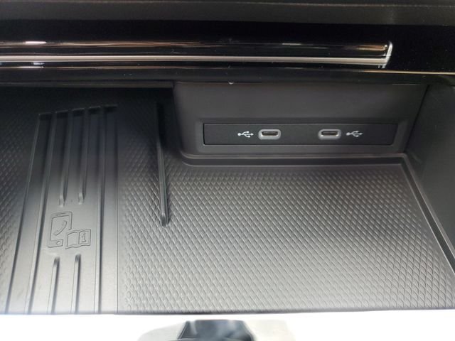 2026 Volkswagen Atlas Cross Sport SE w/Tech - Photo 22