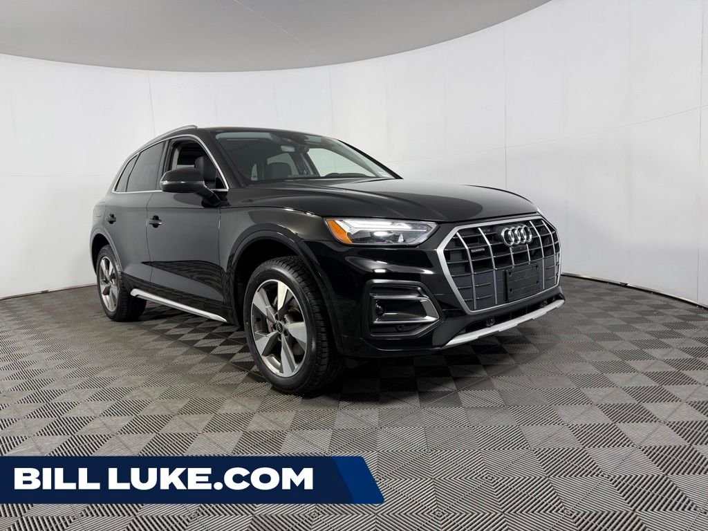 2023 Audi Q5 40 Premium Plus's photo