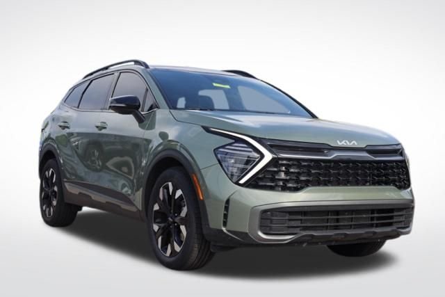Used 2024 Green Kia X-Line image 1